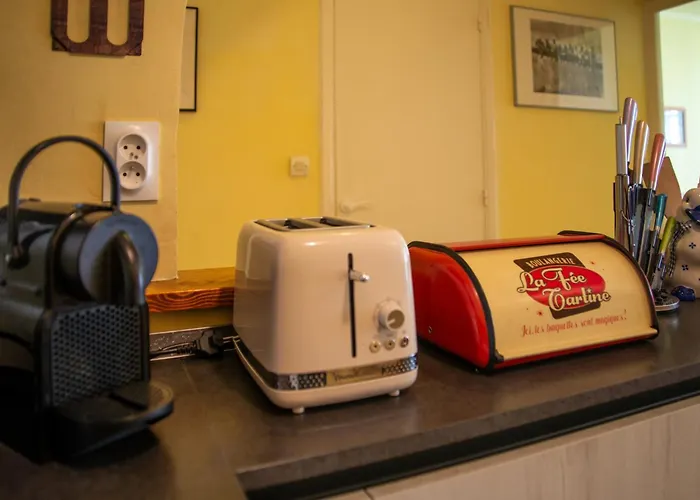 דירה Joli 2 Pieces Climatise A 150m De La *