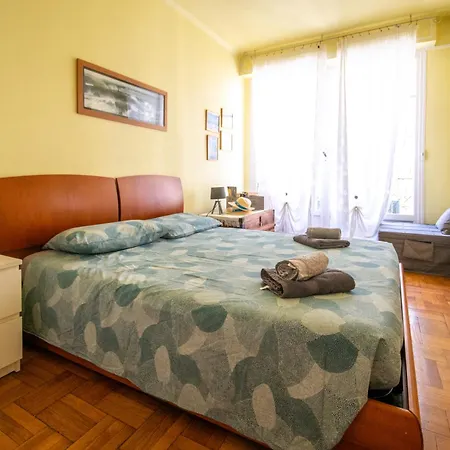 شقة Joli 2 Pieces Climatise A 150m De La